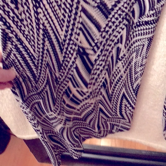 Ladies Black and White strapless jumpsuit - Picture 4 of 4